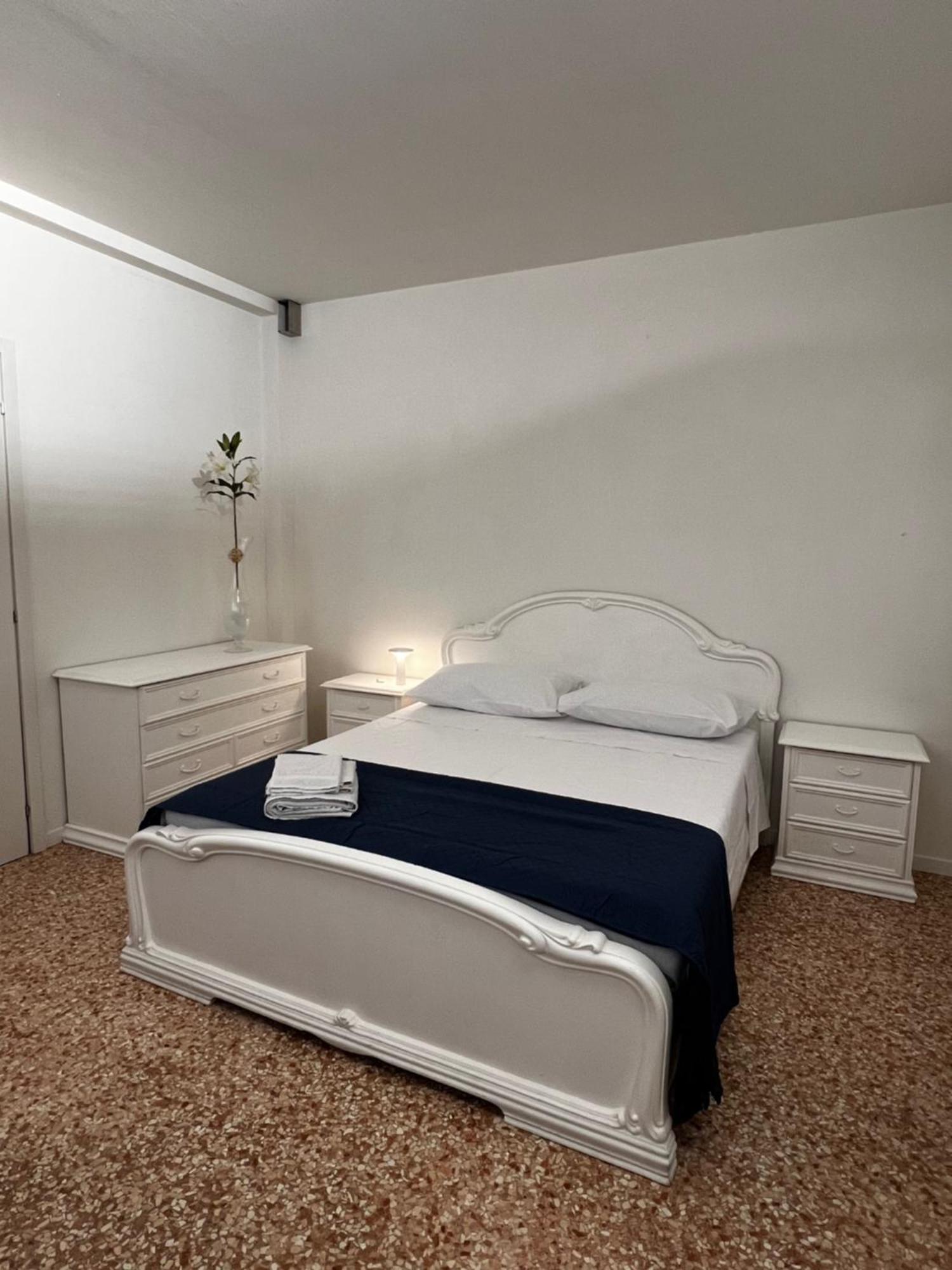 Locazione Turistica Joyful Padova Hotel Exterior photo